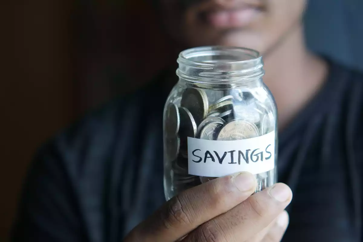 Mastering The Art Of Frugal Living ~ Tips For Saving Money